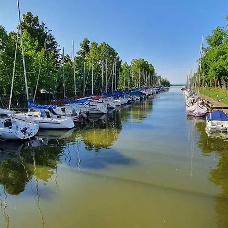 Сasa de vacaciones In 19534 *