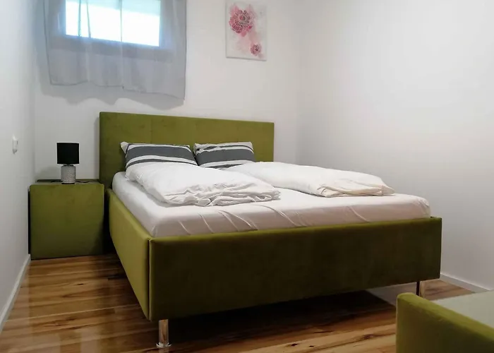 בית נופש In 19534 Balatonmáriafürdő